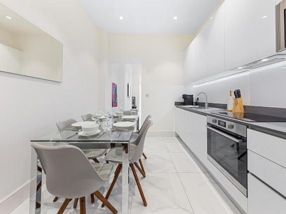 Harley Street Luxury Snug Apartment Londra Exterior foto