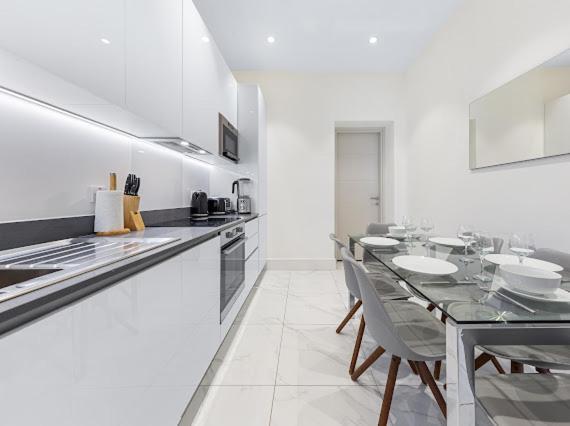 Harley Street Luxury Snug Apartment Londra Exterior foto